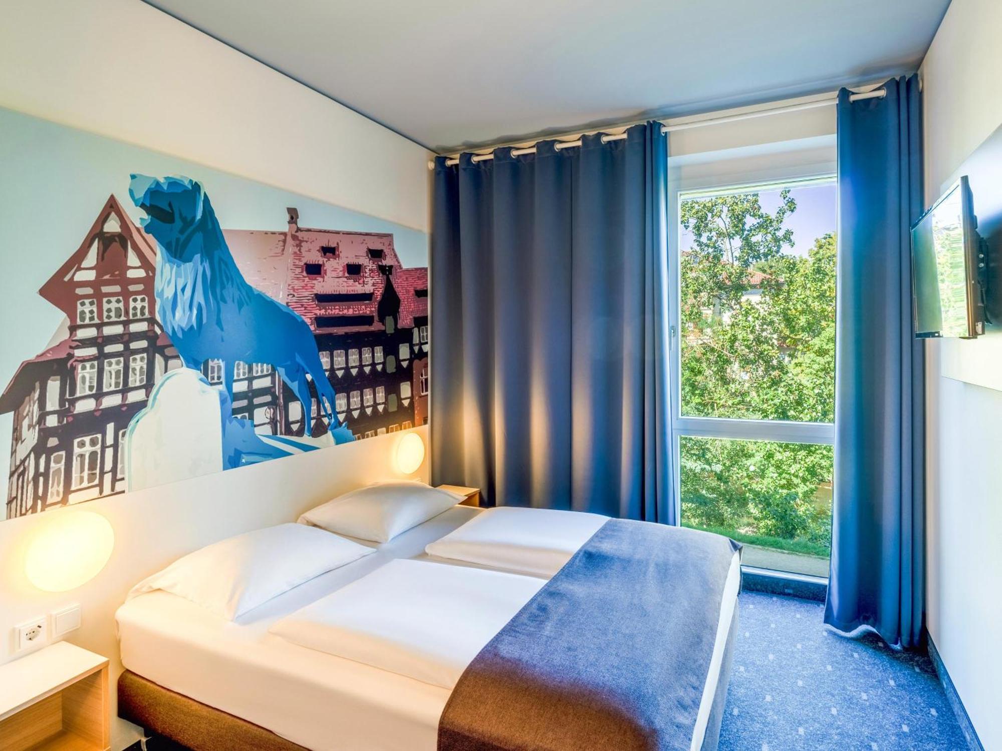 B&B Hotel Braunschweig-City Bagian luar foto
