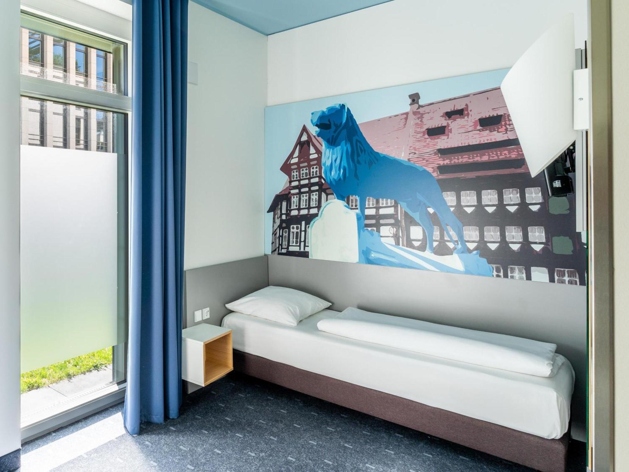 B&B Hotel Braunschweig-City Bagian luar foto